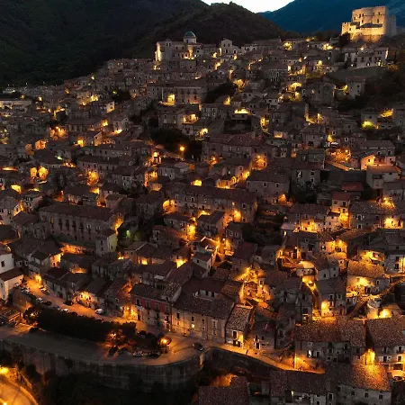 Muranum - Oda ve Kahvaltı 4*